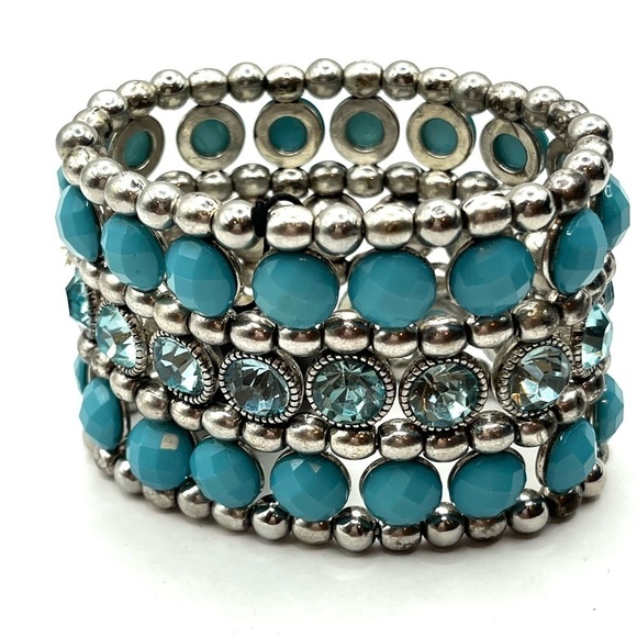 Sparkly Crystal & Blue Wide Stretch Cuff Bracelet Silver-tone Blues 2” wide - Picture 2 of 8